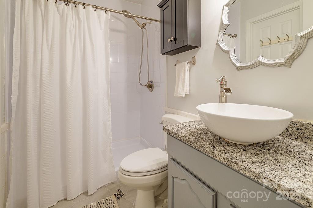 118 Colony Drive Arden NC 28704