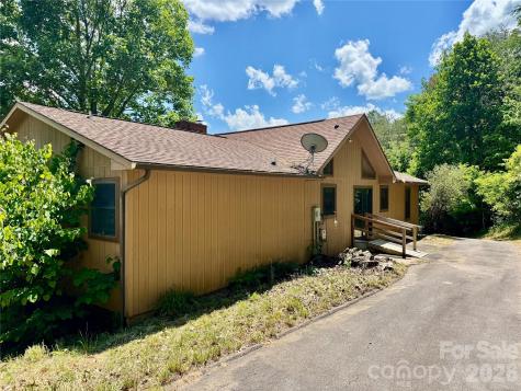 64 Dillingham Road Barnardsville NC 28709