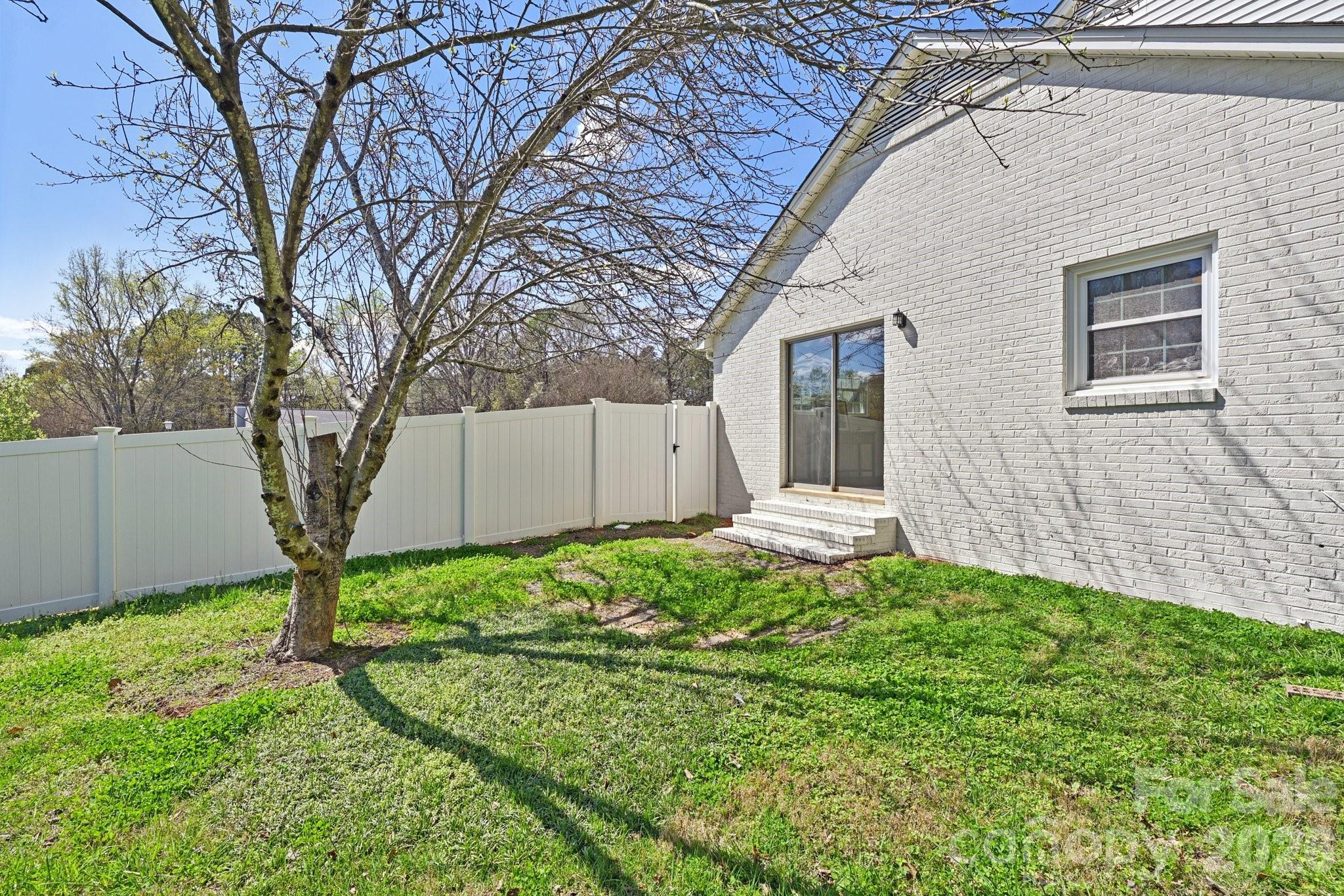 1104 Colony Court Gastonia NC 28056