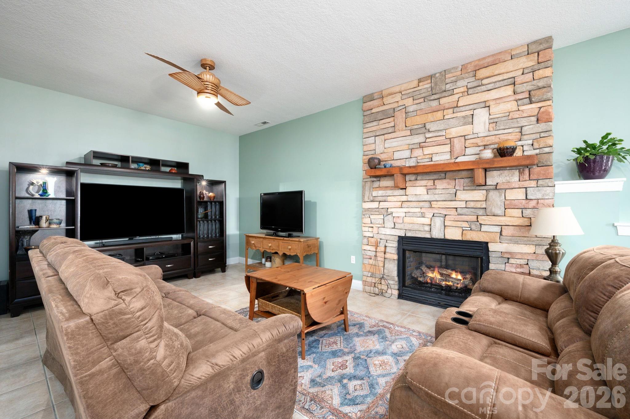 69 Heslar Way Marshall NC 28753
