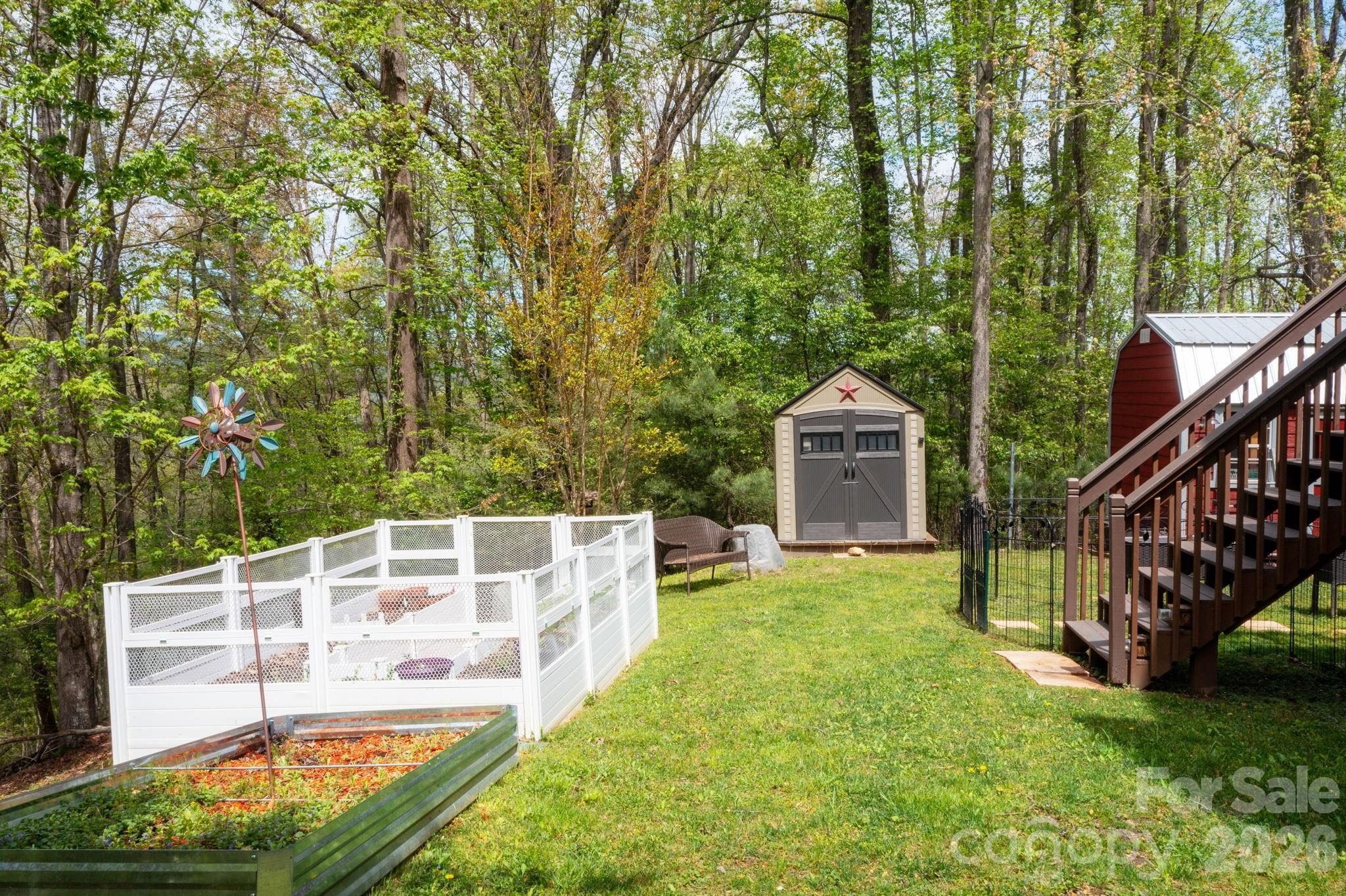 69 Heslar Way Marshall NC 28753