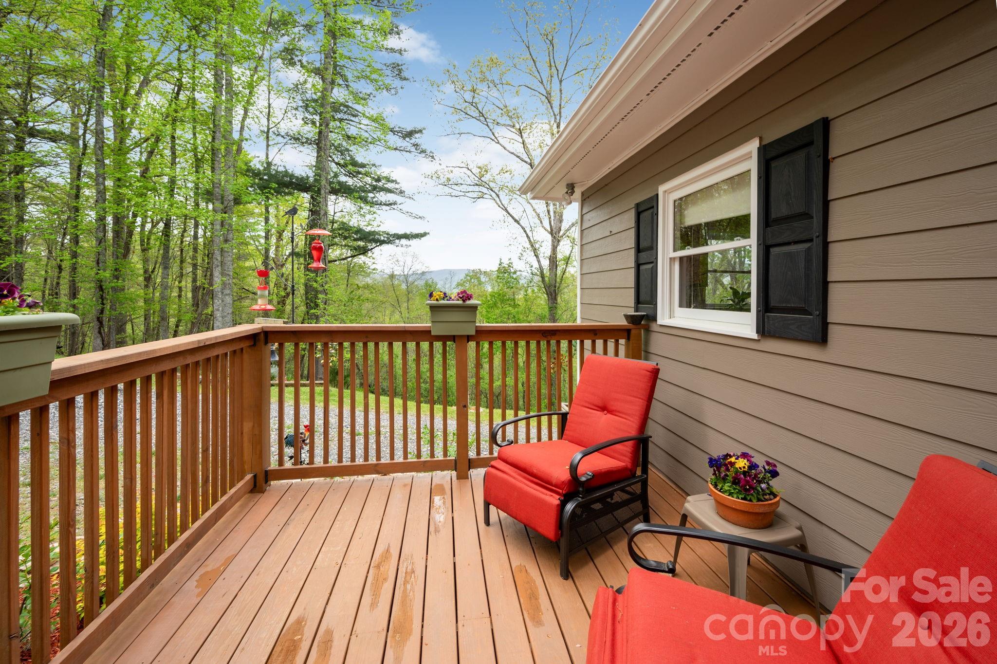 69 Heslar Way Marshall NC 28753