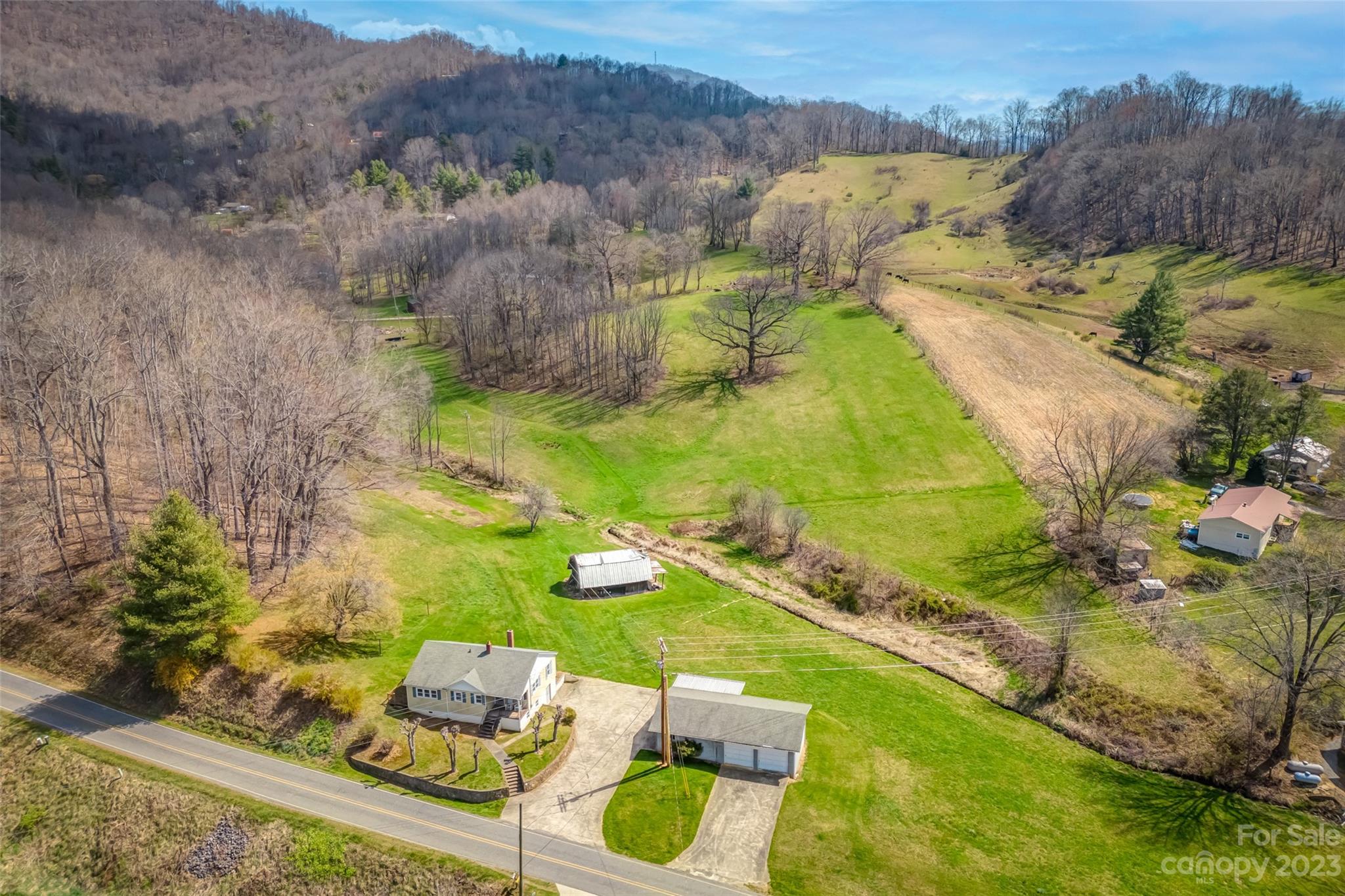 1345 Max Thompson Road Canton NC 28716
