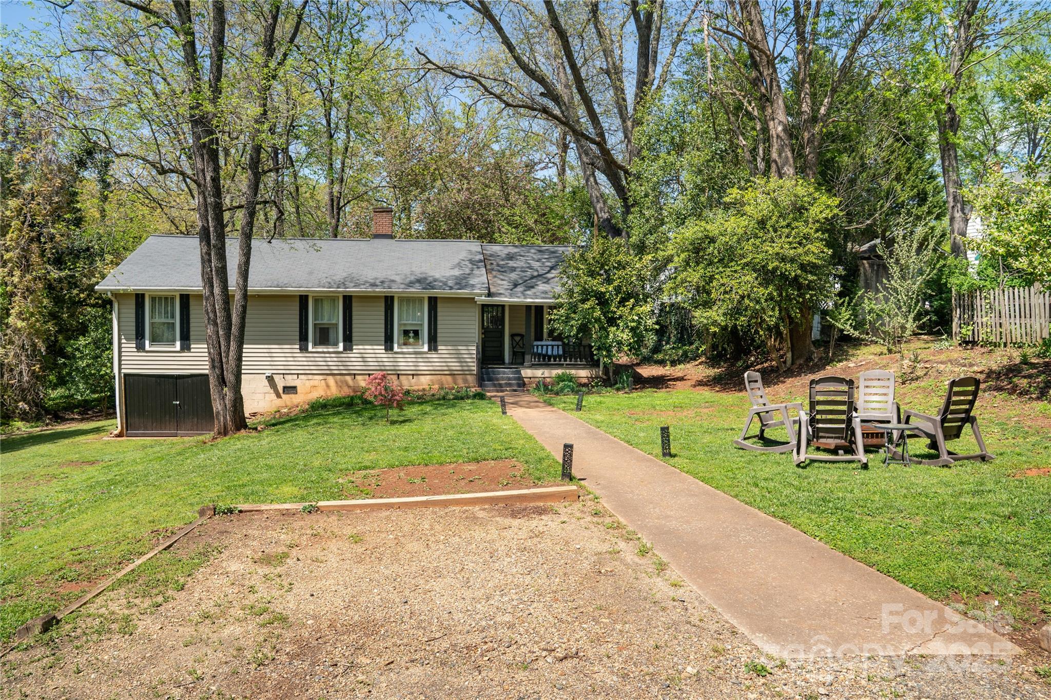 459 N Washington Street Rutherfordton NC 28139