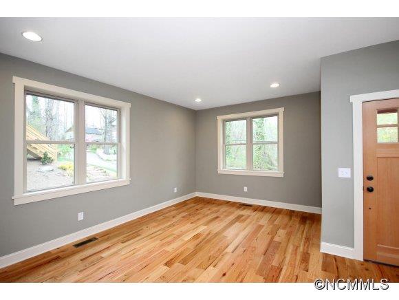 387 Pearson Drive Asheville NC 28801