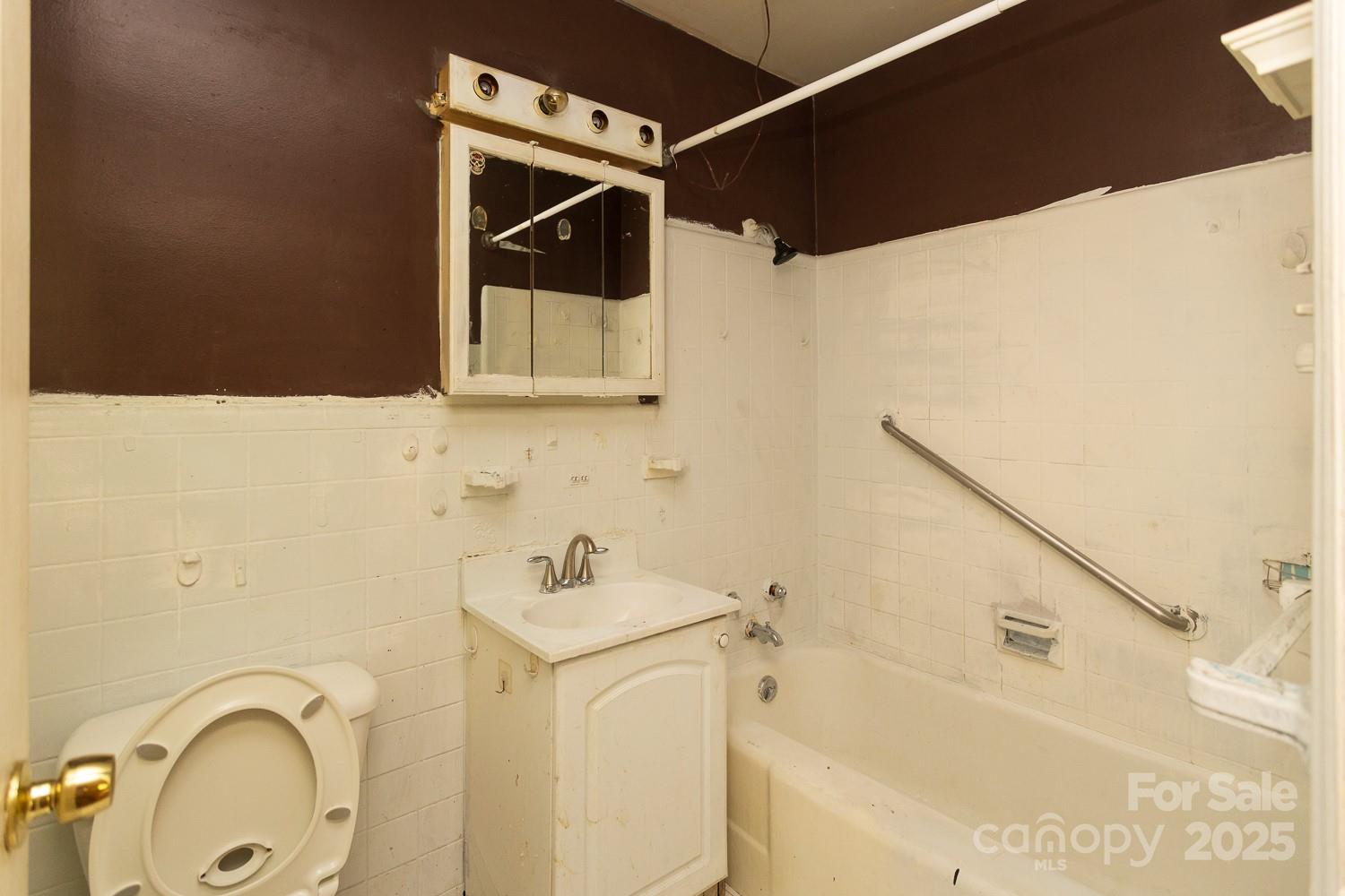 5 Fernlawn Road Asheville NC 28805