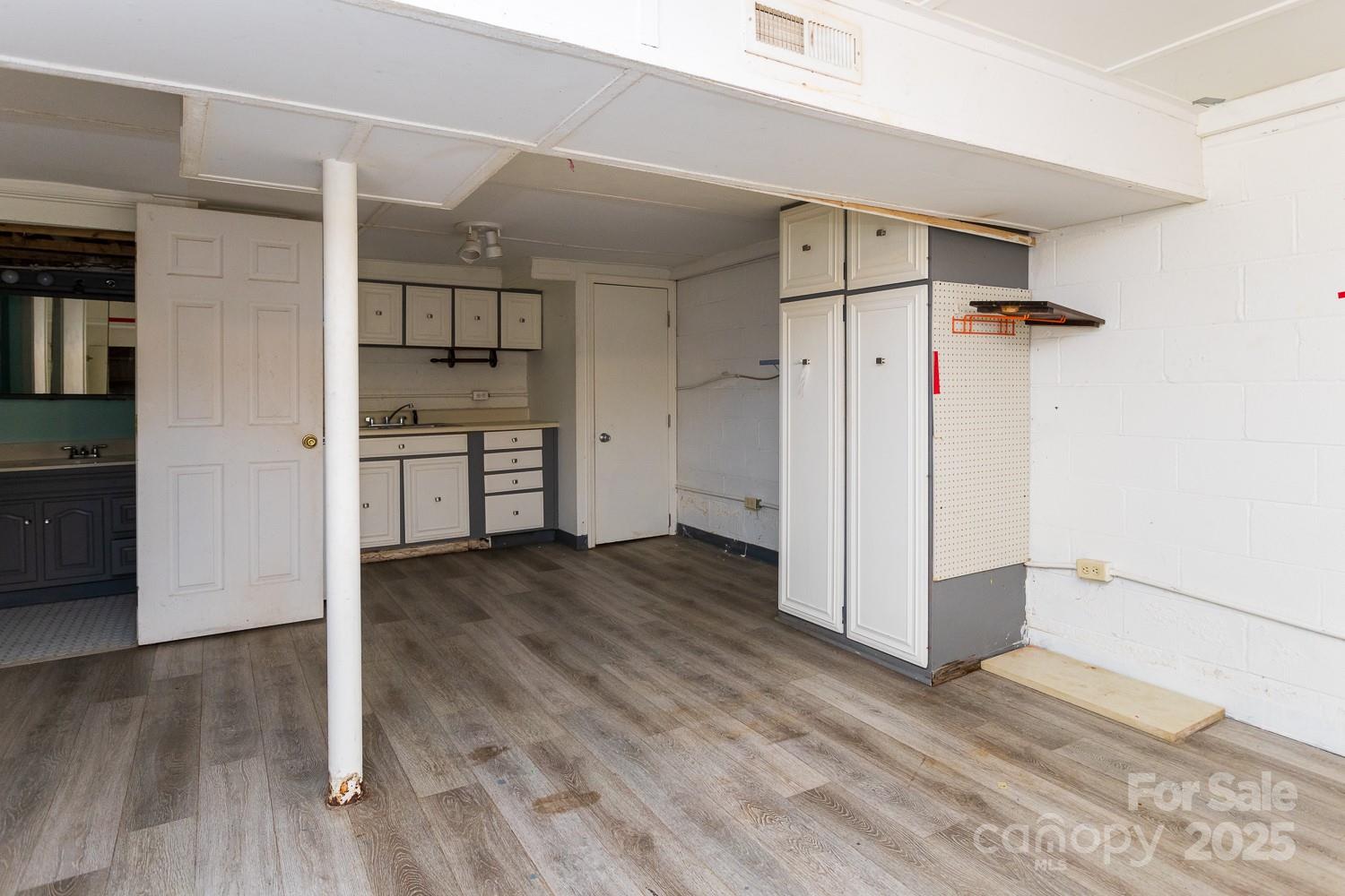 5 Fernlawn Road Asheville NC 28805