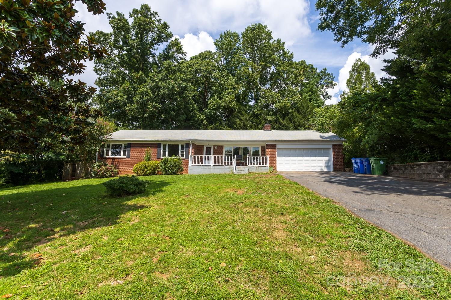 5 Fernlawn Road Asheville NC 28805