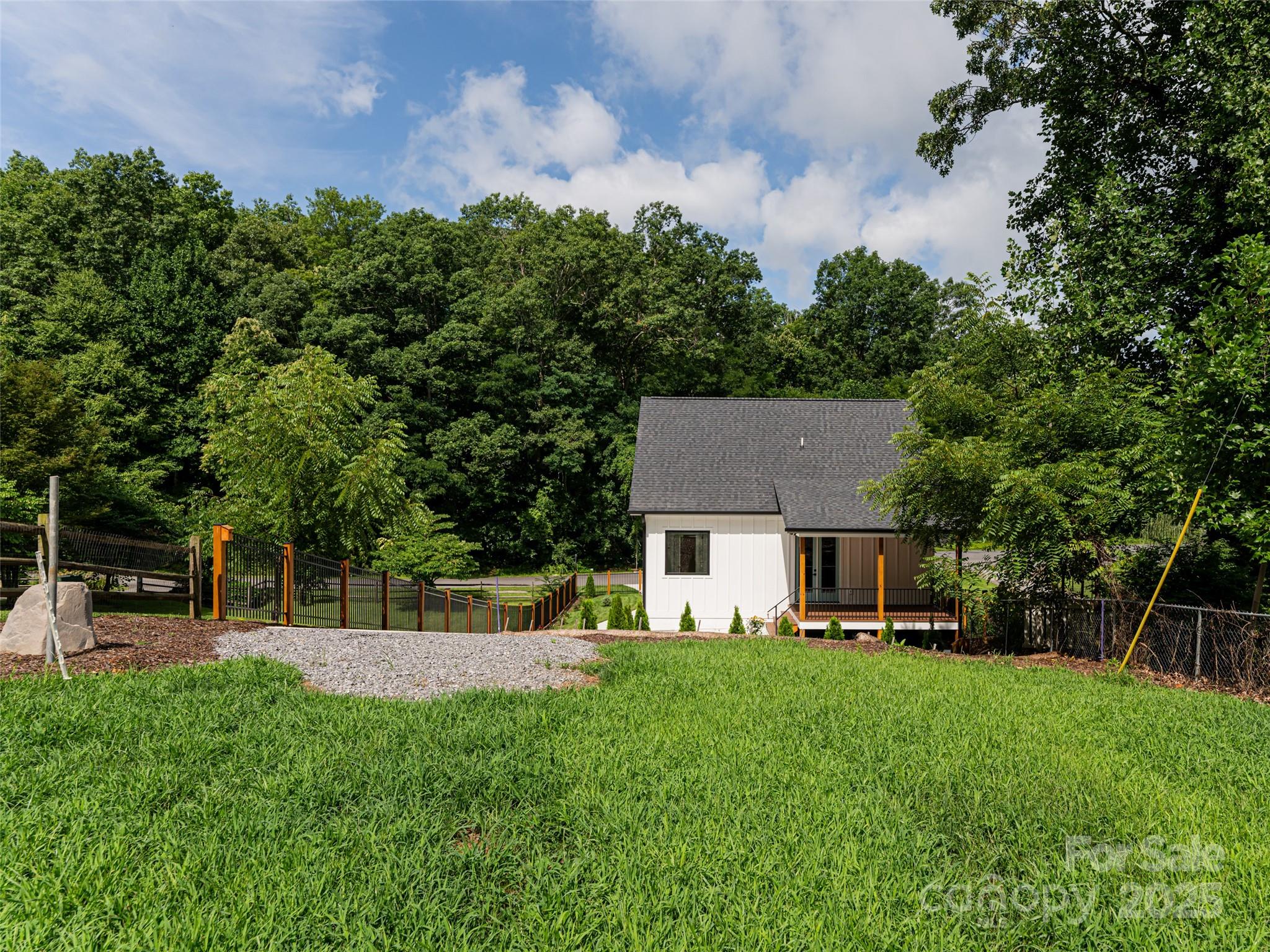 8 Craven Hill Circle Black Mountain NC 28711