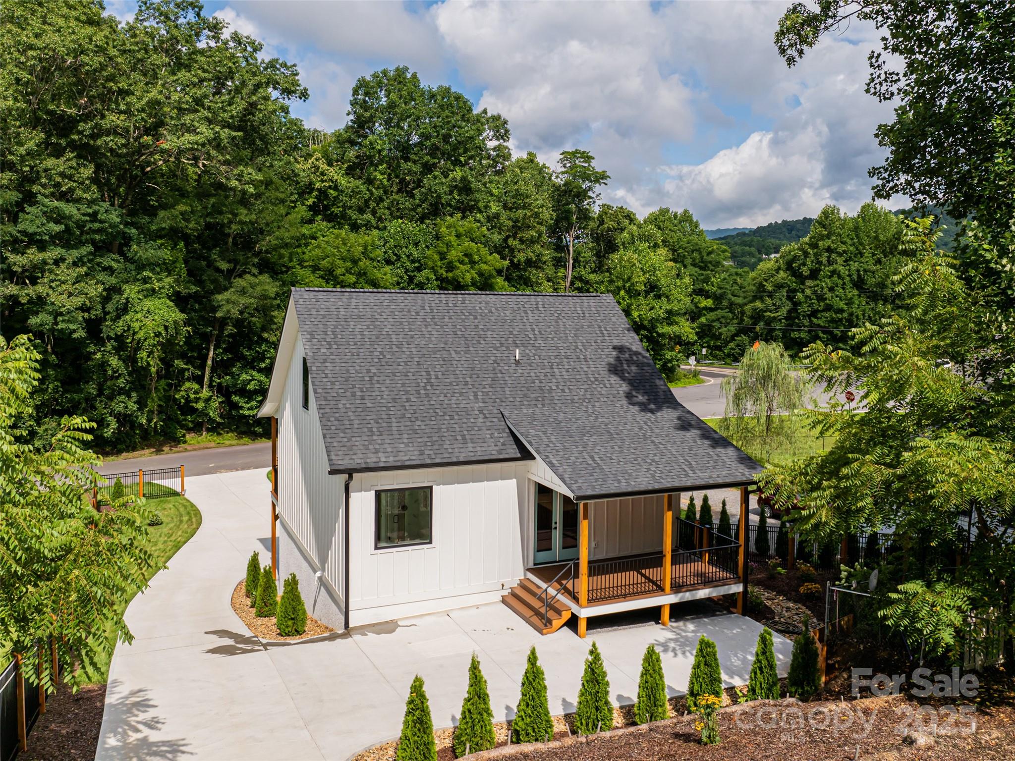 8 Craven Hill Circle Black Mountain NC 28711