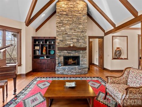 276 Stone Valley Way Hendersonville NC 28792