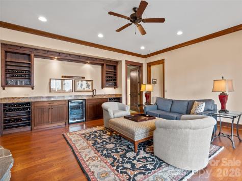276 Stone Valley Way Hendersonville NC 28792