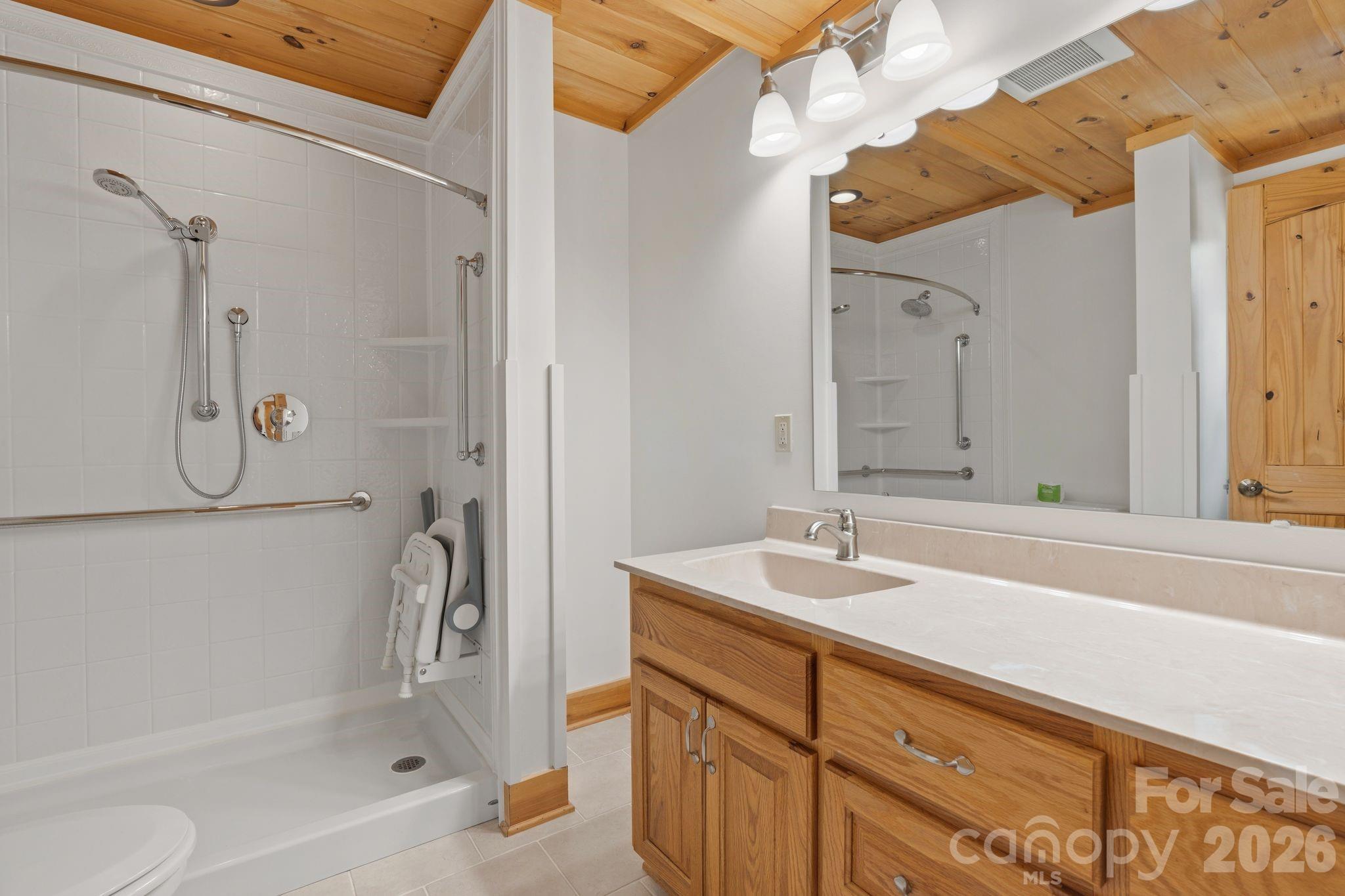 280 Hidden Lake Parkway Nebo NC 28761