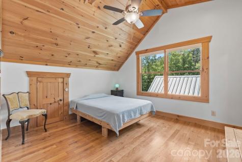 280 Hidden Lake Parkway Nebo NC 28761