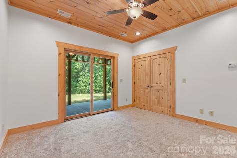 280 Hidden Lake Parkway Nebo NC 28761