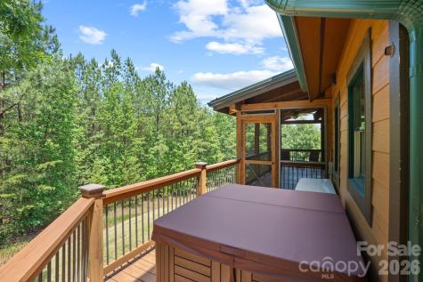 280 Hidden Lake Parkway Nebo NC 28761