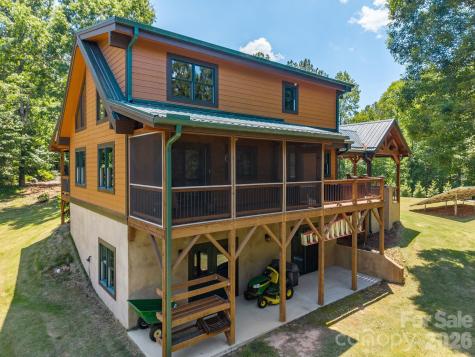 280 Hidden Lake Parkway Nebo NC 28761