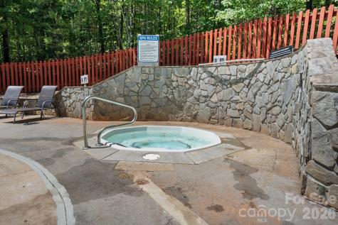 280 Hidden Lake Parkway Nebo NC 28761