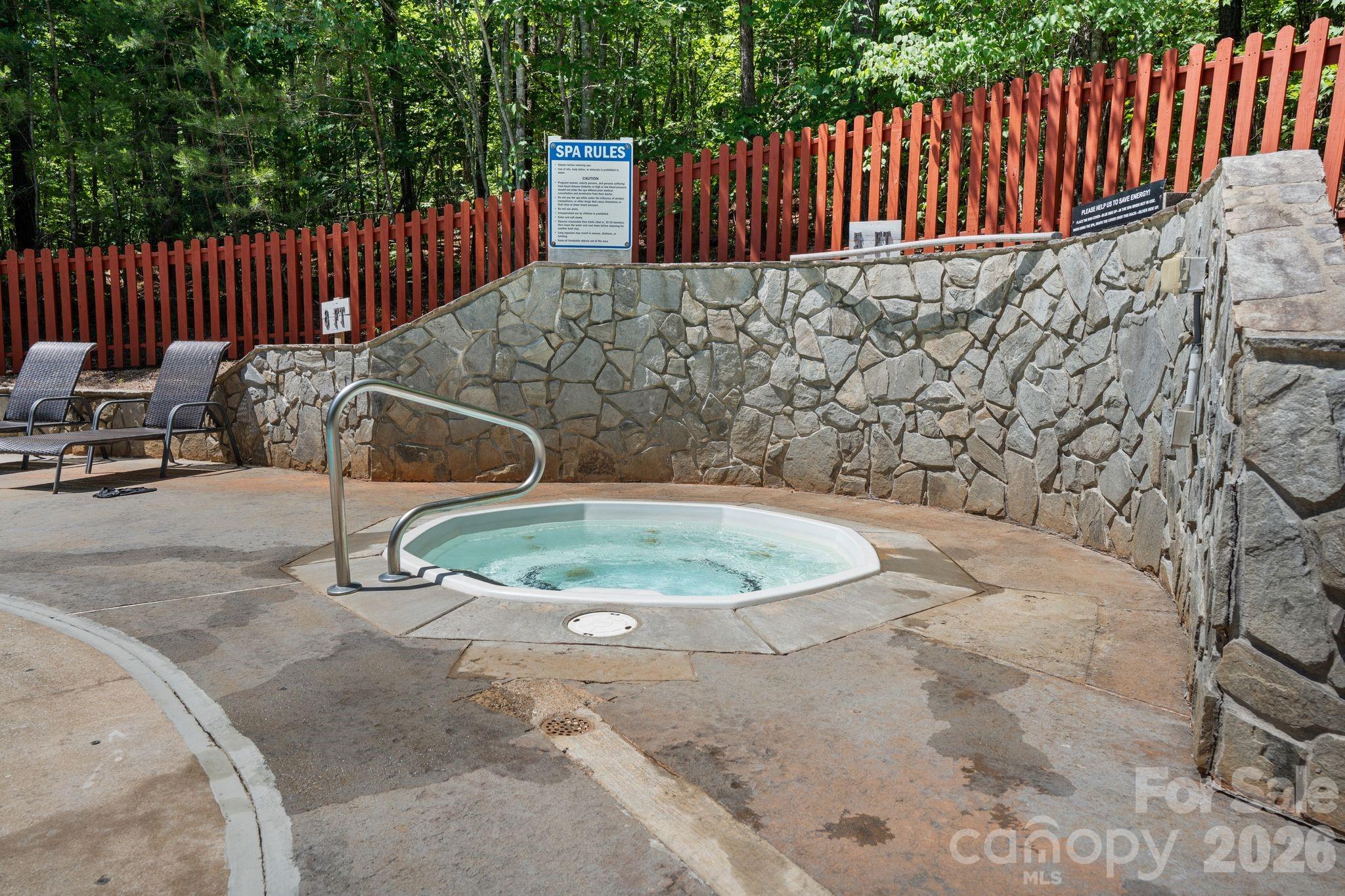 280 Hidden Lake Parkway Nebo NC 28761