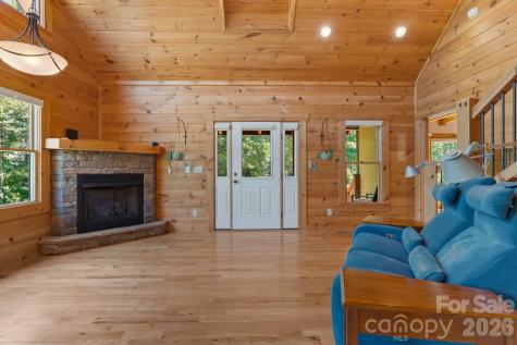 280 Hidden Lake Parkway Nebo NC 28761