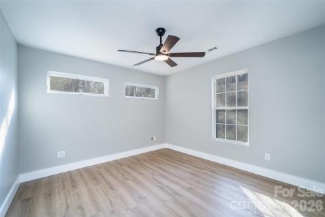 11 Twin Lakes Drive Fletcher NC 28732