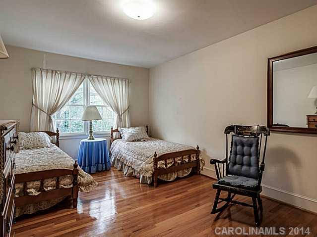 3115 Clarendon Road Charlotte NC 28211