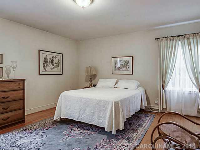 3115 Clarendon Road Charlotte NC 28211