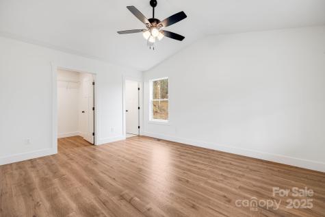 382 Holtzclaw Street Canton NC 28716