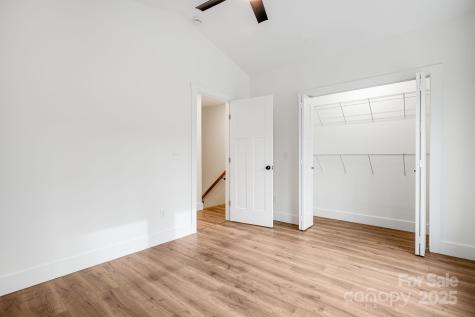 382 Holtzclaw Street Canton NC 28716