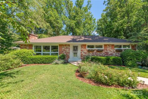 24 Woodcrest Road Asheville NC 28804
