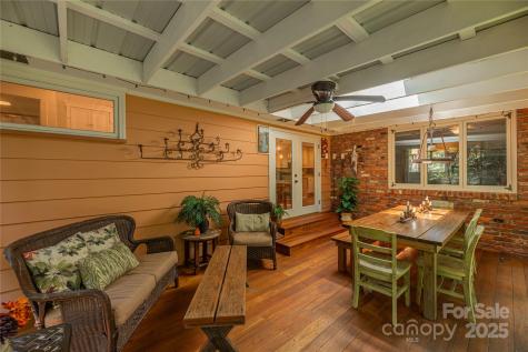24 Woodcrest Road Asheville NC 28804