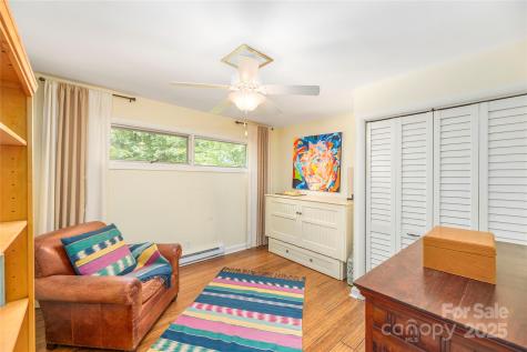 24 Woodcrest Road Asheville NC 28804