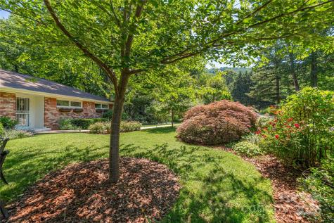 24 Woodcrest Road Asheville NC 28804
