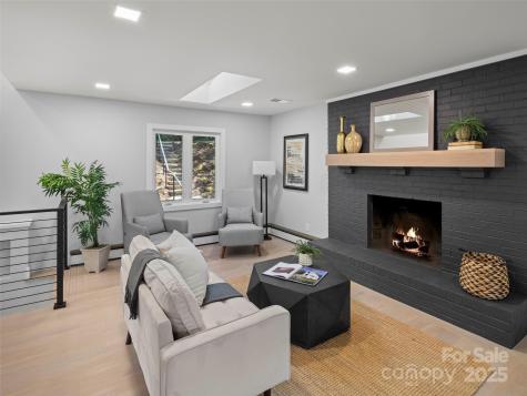 7 Kent Place Asheville NC 28804