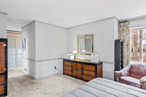 224 Forest Brook Drive Winston Salem NC 27106