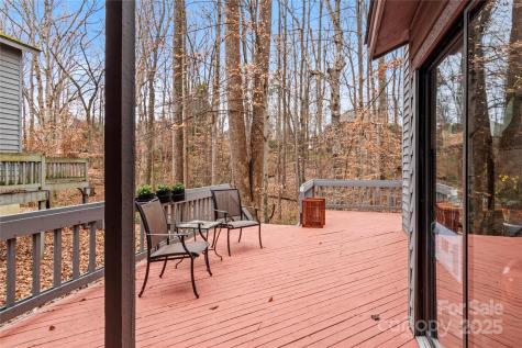 224 Forest Brook Drive Winston Salem NC 27106