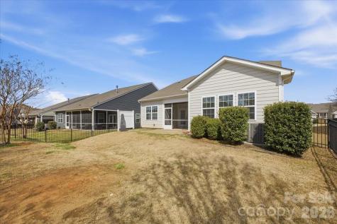 4048 Home Grown Way Lake Wylie SC 29710