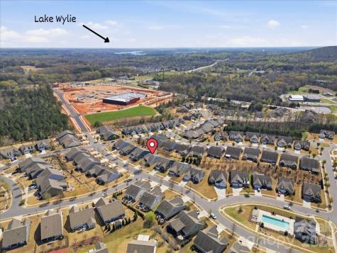 4048 Home Grown Way Lake Wylie SC 29710