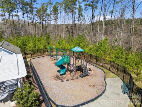 4048 Home Grown Way Lake Wylie SC 29710