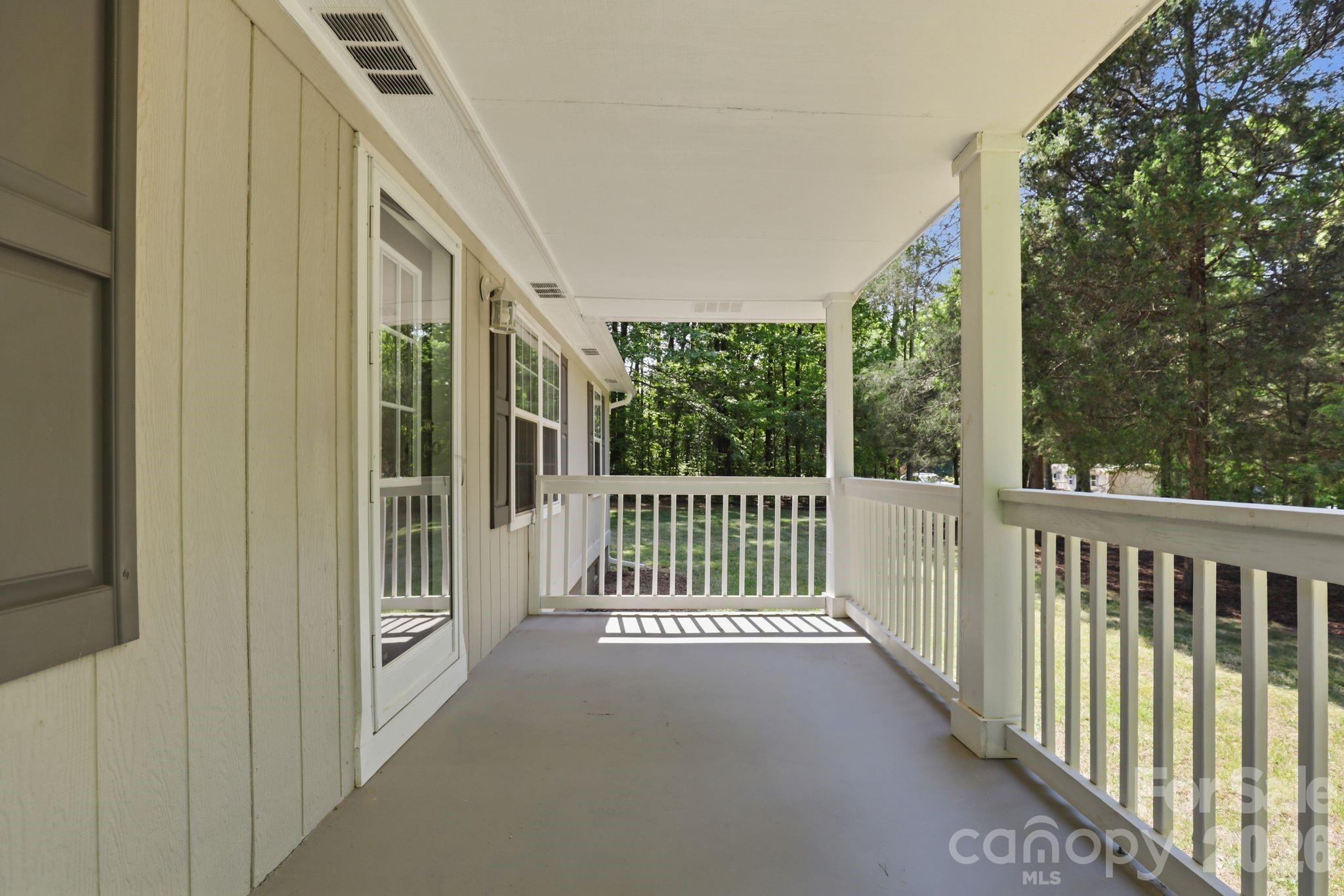 136 Woodridge Lane Mooresville NC 28115