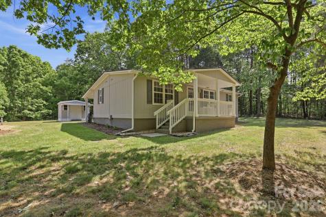 136 Woodridge Lane Mooresville NC 28115
