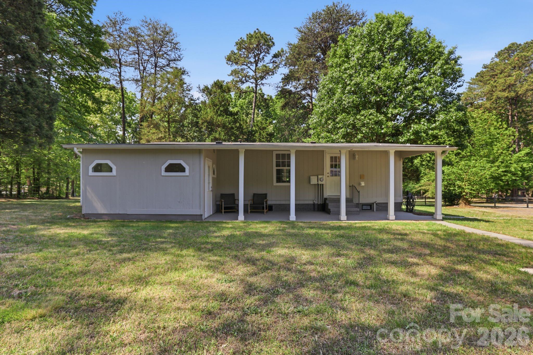136 Woodridge Lane Mooresville NC 28115
