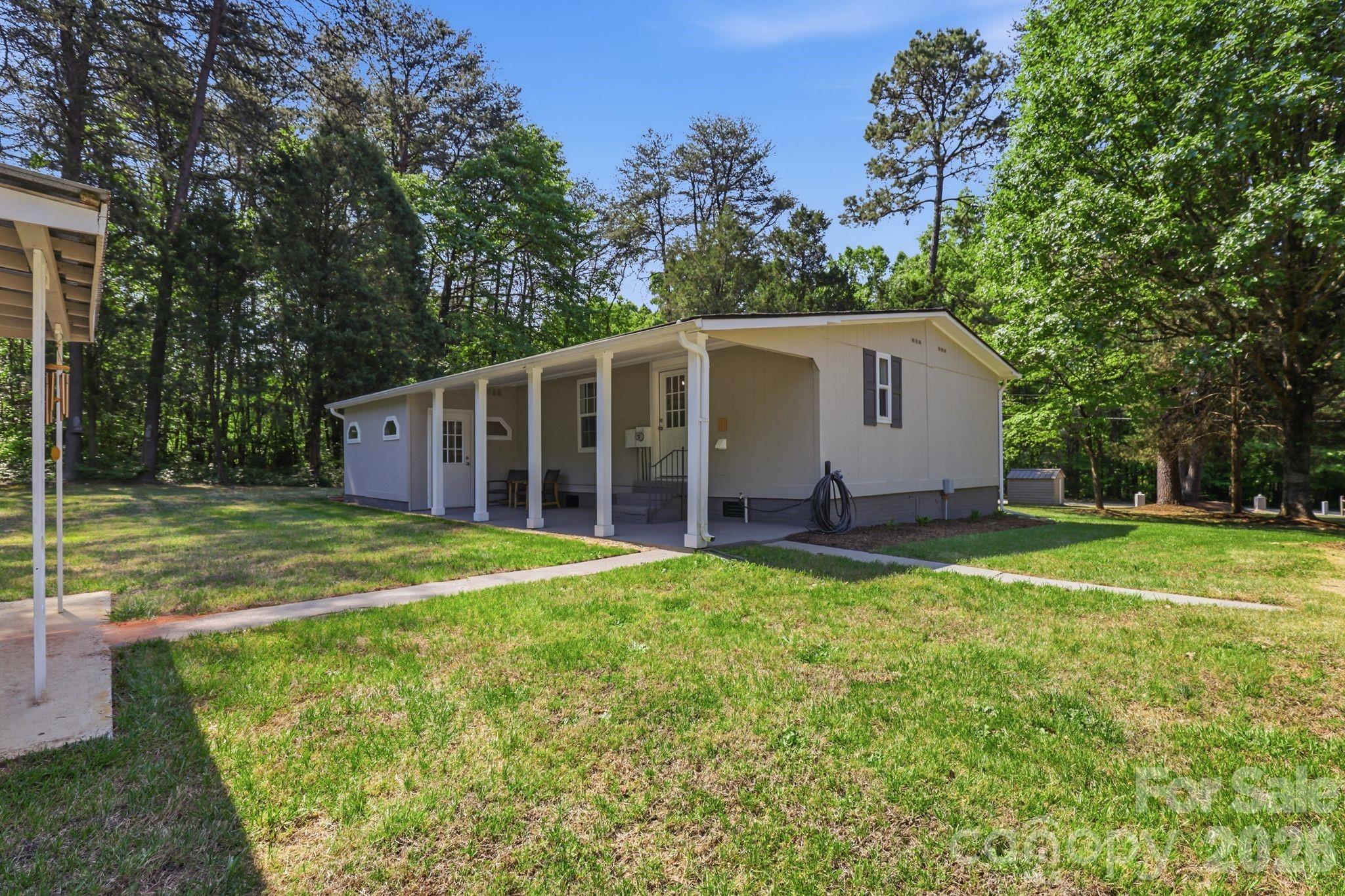 136 Woodridge Lane Mooresville NC 28115