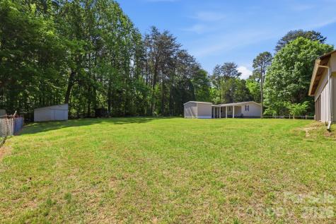 136 Woodridge Lane Mooresville NC 28115
