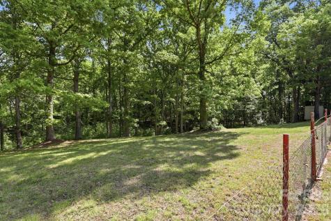 136 Woodridge Lane Mooresville NC 28115