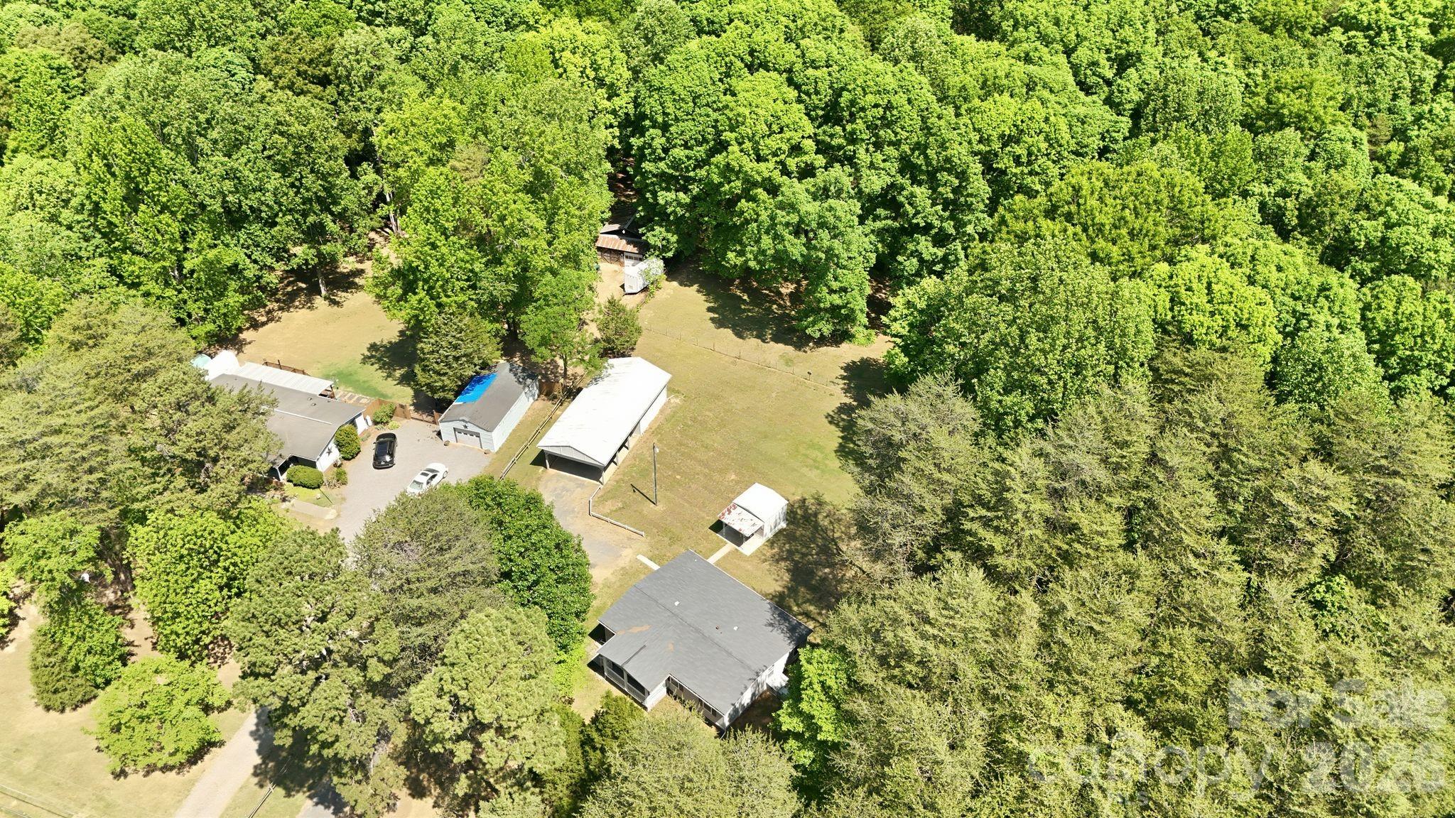 136 Woodridge Lane Mooresville NC 28115