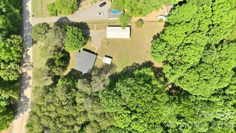 136 Woodridge Lane Mooresville NC 28115