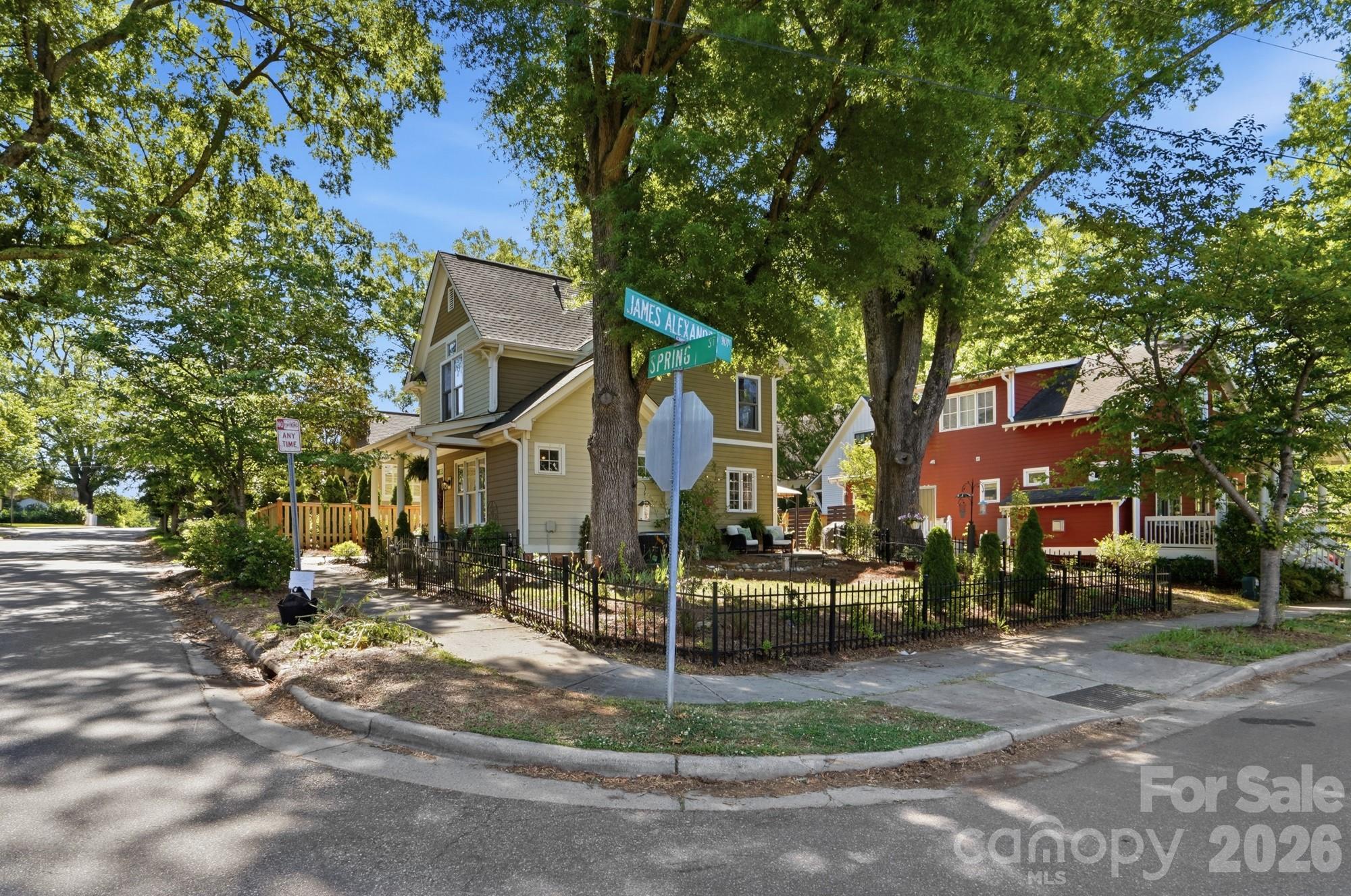 534 Spring Street Davidson NC 28036