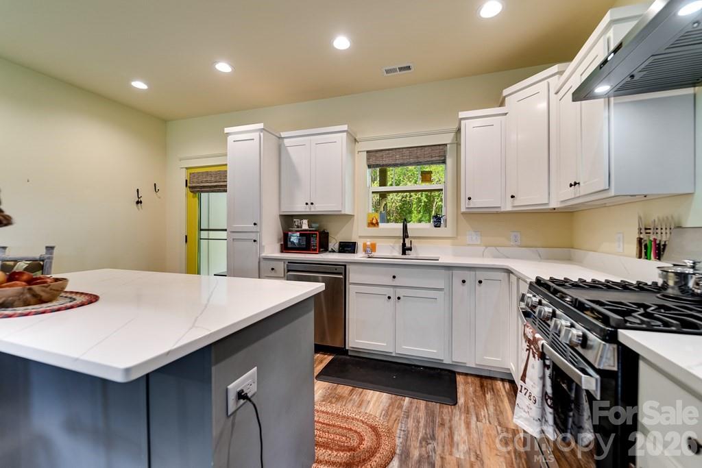 190 Fort Hembree Road Hayesville NC 28904