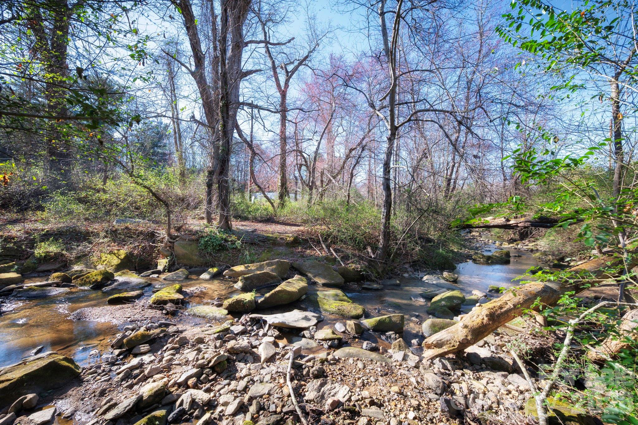 14 Lynwood Circle Asheville NC 28806